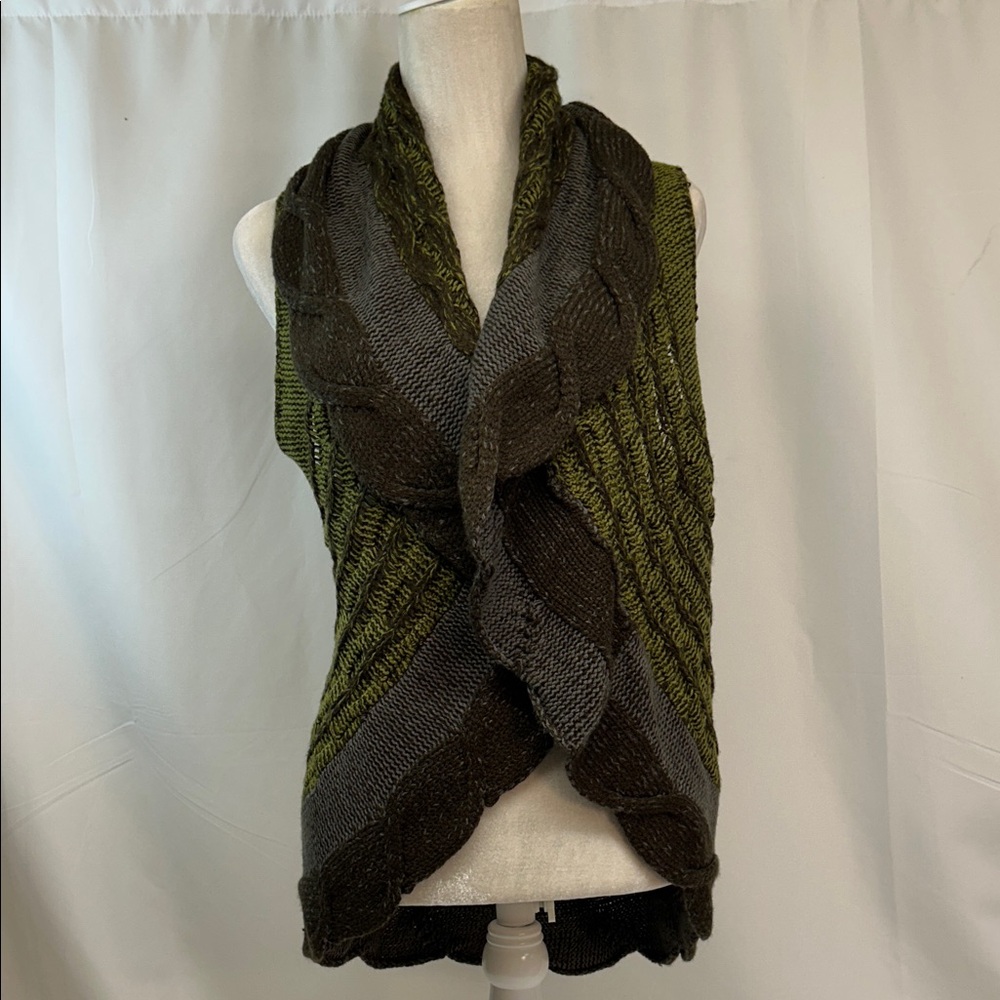 attention Sleeveless Open Front Cable-Knit Draped Sweater Vest Size X-LARGE